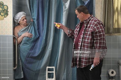 mike and molly peggy heart attack